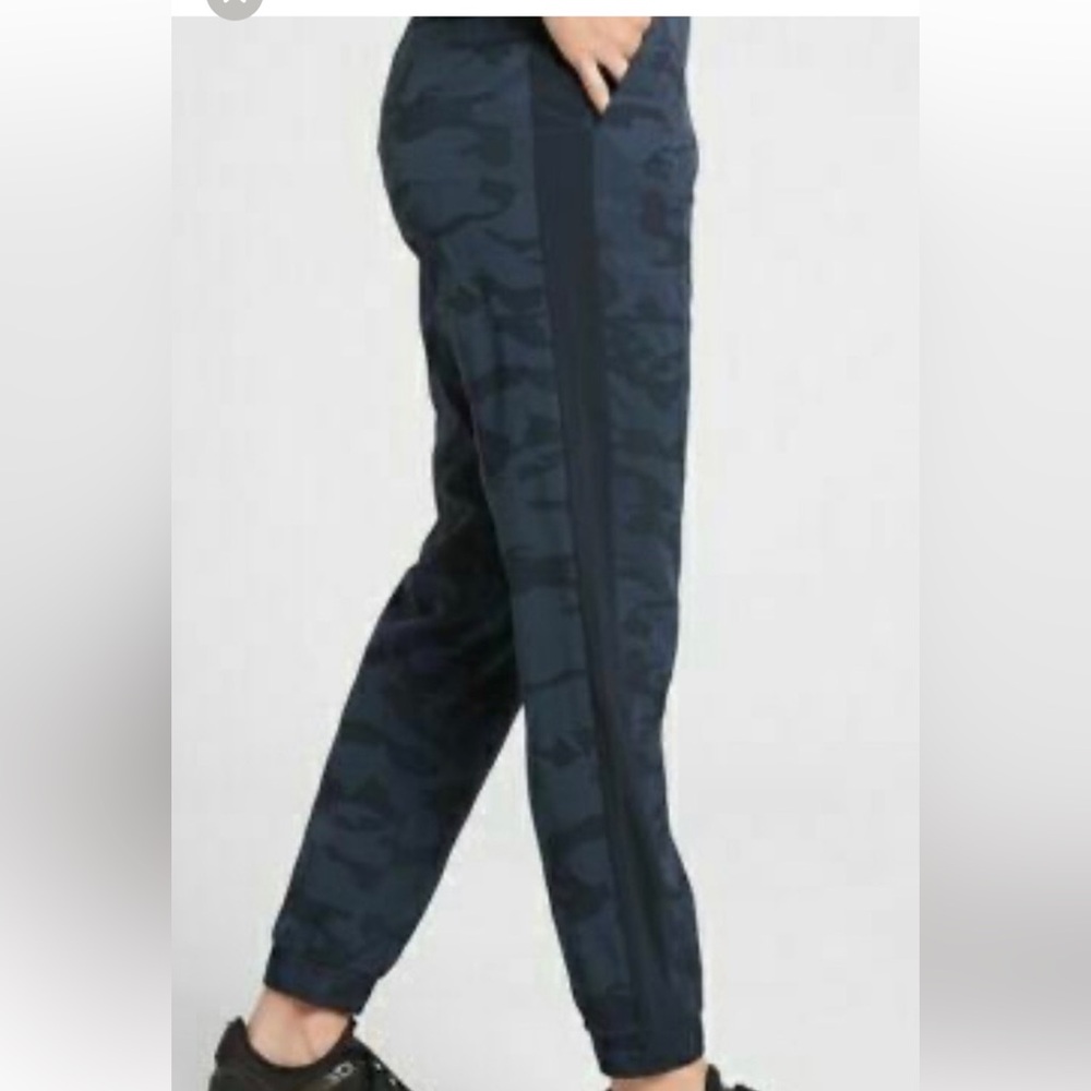 ATHLETA Brooklyn Textured Jogger Navy Blue Camo Women’s size 12 Preowned